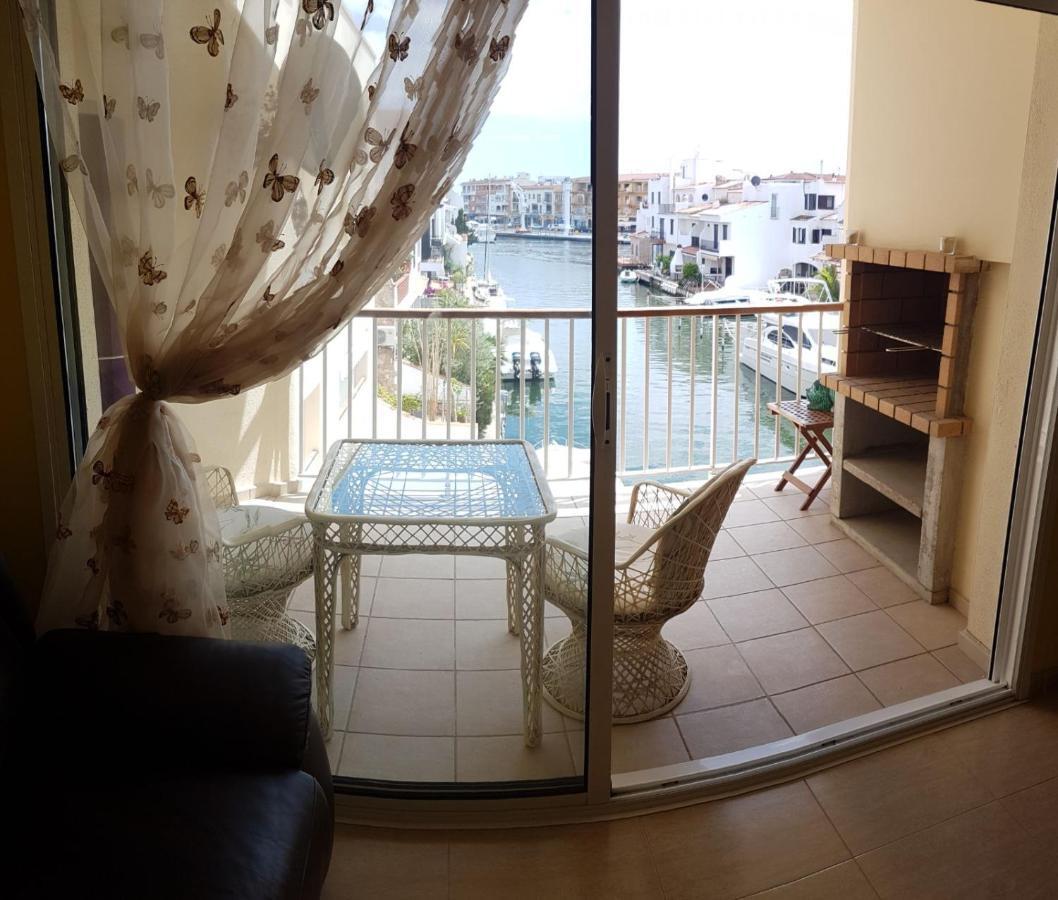 אמפוריבראבה Magnifico Apartamento Junto Al Canal Principal. מראה חיצוני תמונה