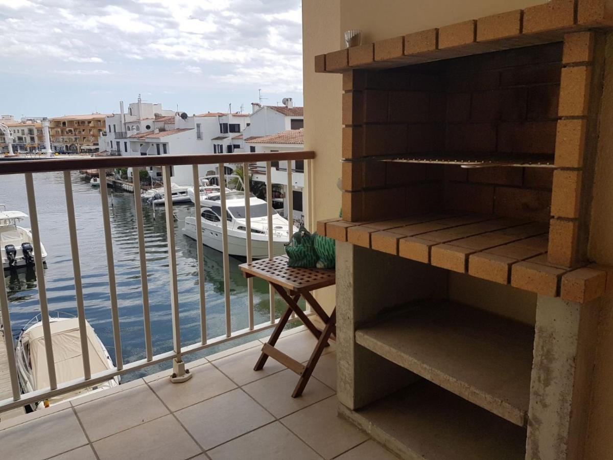אמפוריבראבה Magnifico Apartamento Junto Al Canal Principal. מראה חיצוני תמונה