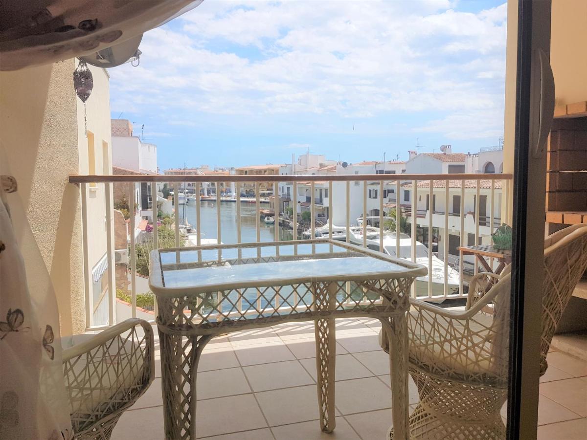 אמפוריבראבה Magnifico Apartamento Junto Al Canal Principal. מראה חיצוני תמונה